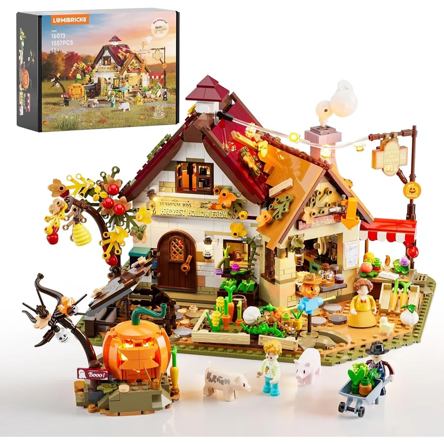 LUMIBRICKS Autumn Farmhouse - Halloween farm building set with glowing pumpkin, 1,557 pieces